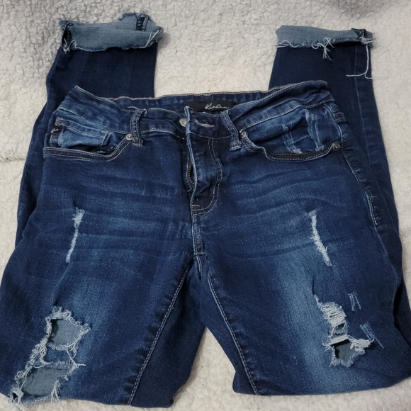 Kancan Like New jeans. Dark blue, great stretch, factory Distressed, Size 26, - Picture 5 of 9